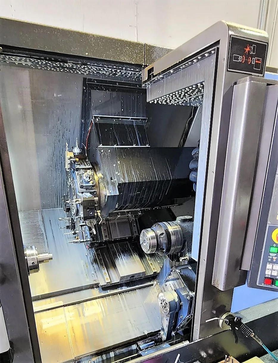 Daewoo Doosan #Lynx-220LSYC, 5-Axis CNC Lathe, 8.1" X, 4" Y, 22" Z, 23.6" swing, 11.8" turning diameter, 4500 - Image 3