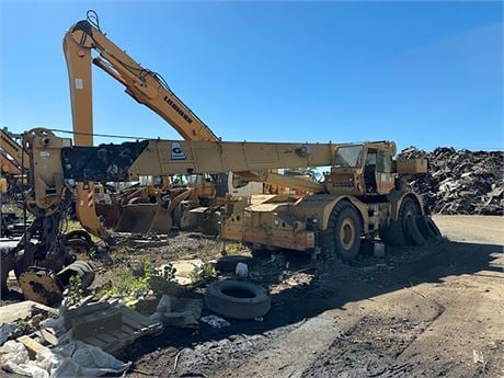 Grove RT-740, Rough Terrain Crane, 40 ton, 34' - 104' telescopic boom, 32' swing-away jib, 4WD, Detroit - Image 1