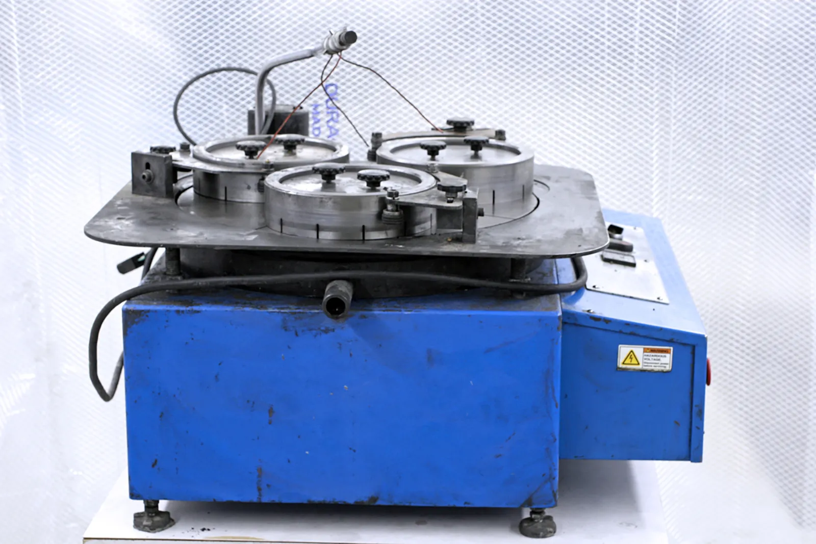 20" Lapmaster #20, bench top lapping machine, 0-70 RPM, 3 ring positions, 1 HP, 120 V., 1 Ph., 2011 - Image 4