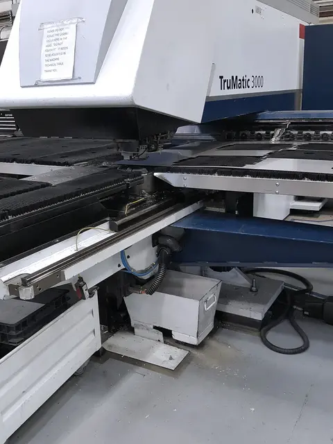 25 Ton, Trumpf #Trumatic-500, CNC turret punch, Trumalift SheetMaster, 460 V., 1999 - Image 4