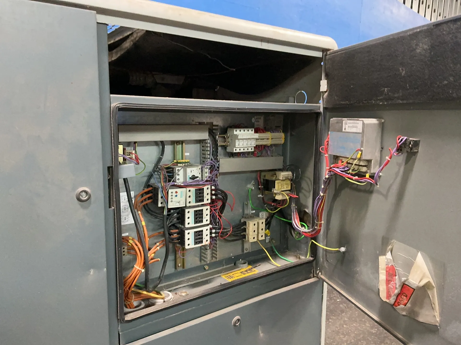 220 cfm, 132 psig, Atlas Copco #GA-37, Rotary Screw Air Compressor, 50 HP, 3600 RPM, 2003 - Image 7