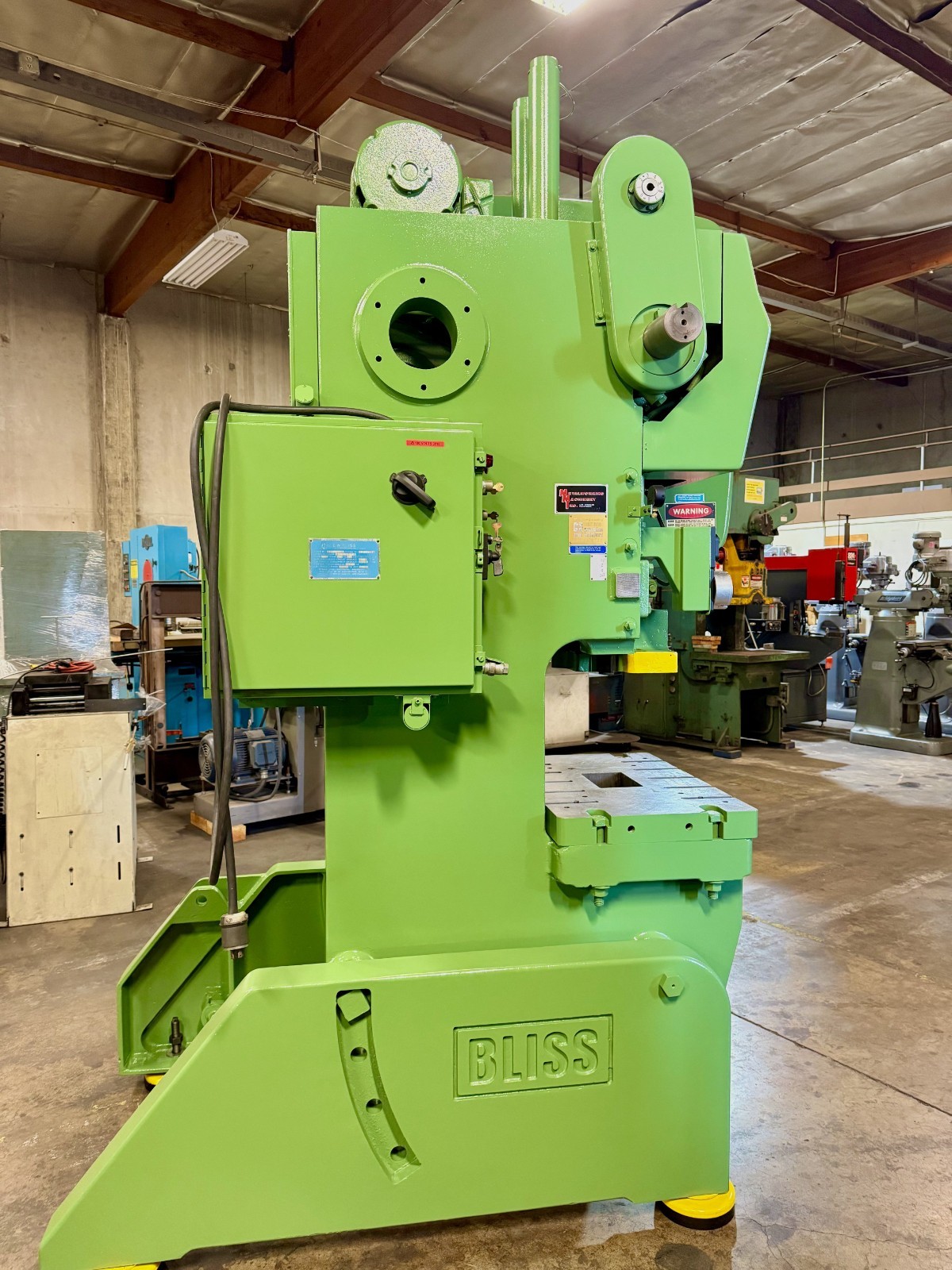 60 Ton, Bliss #C-60, Punch Press, Air Clutch, 4" stroke, 32" x22" bed, 3" adj., 14-1/4" Shut Height, 100 SPM, - Image 4