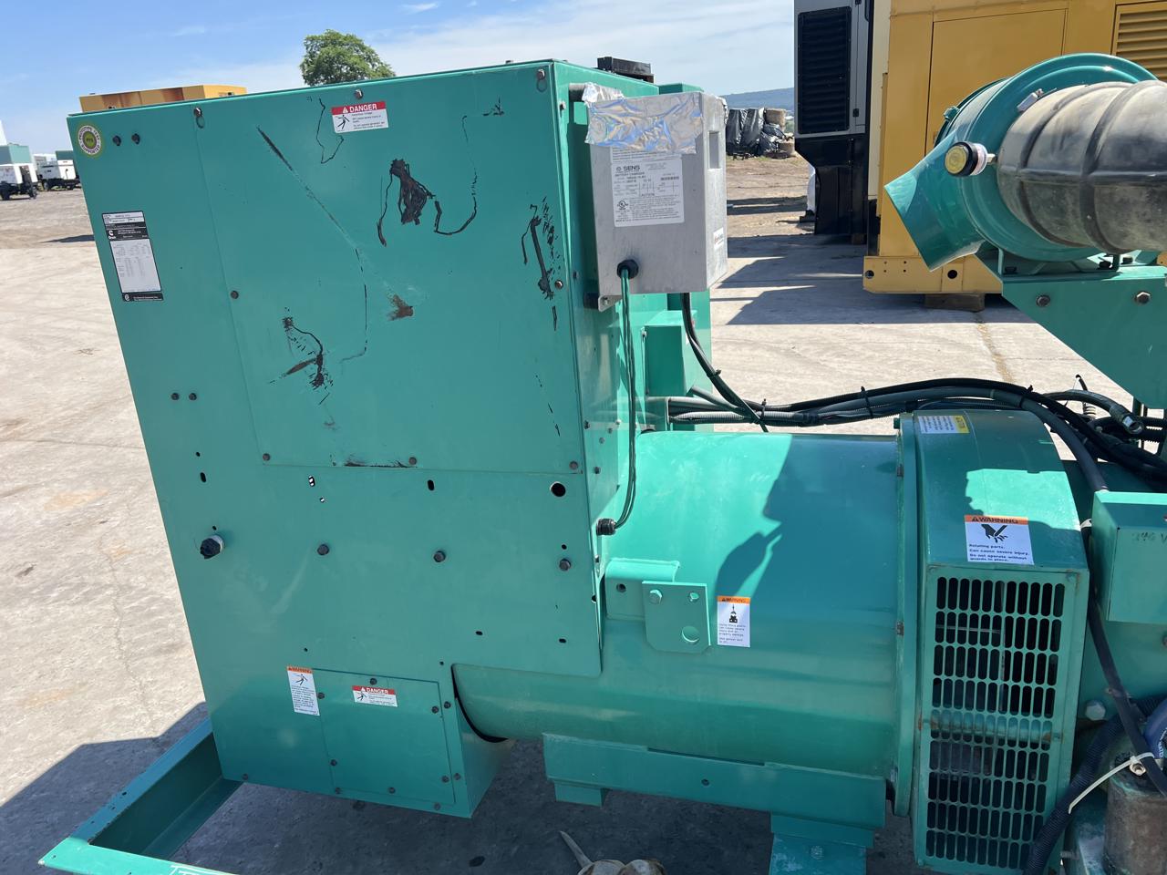 300 KW Cummins/Onan #300DFCB-1570, Diesel Generator Set, 120/208 Volt, 465 HP @ 1800 RPM engine, circuit - Image 8