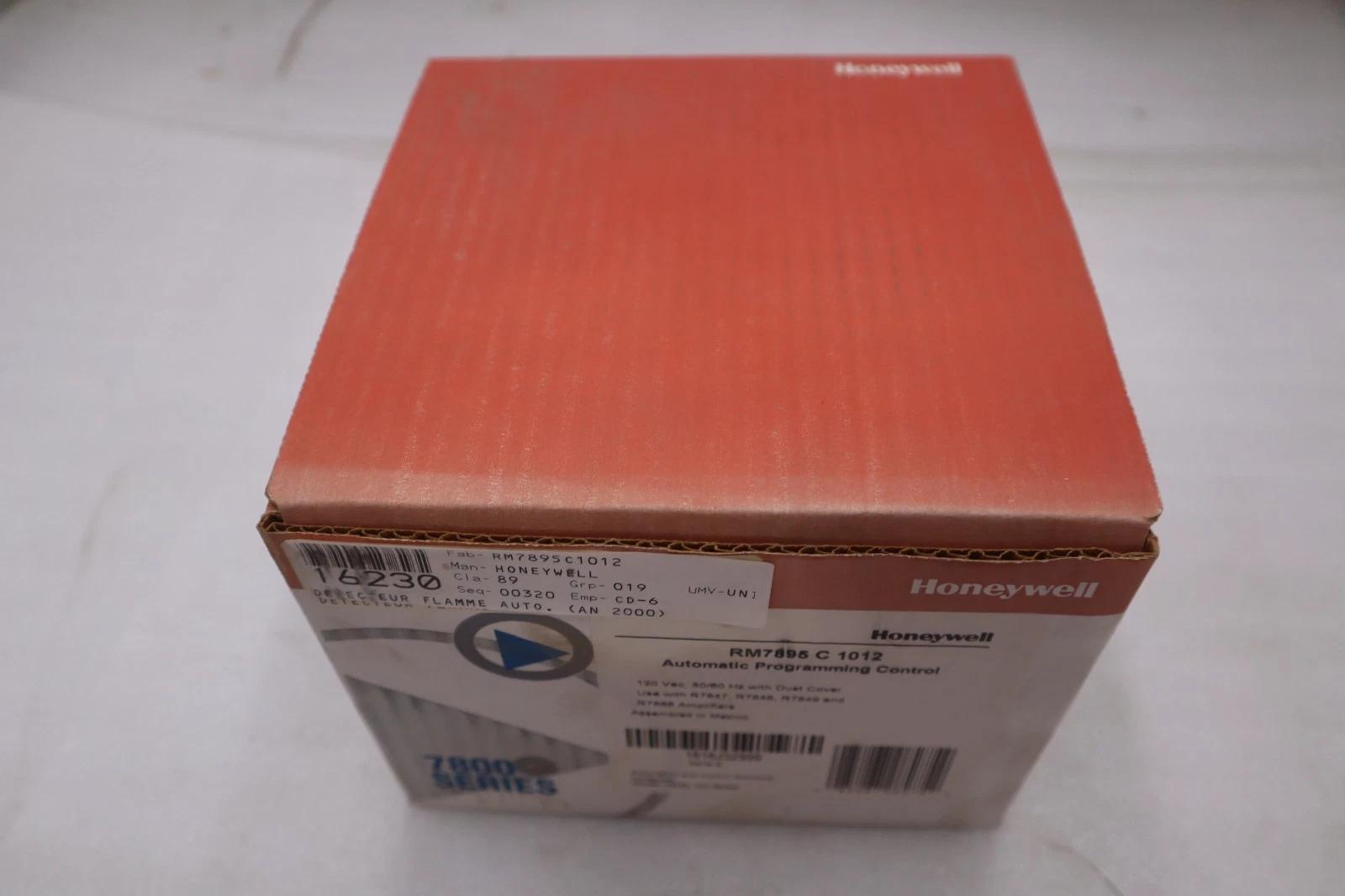 New OPEN BOX Honeywell RM7895C1012 RM7895 C 1012 Burner Control STK GF1037 - Image 1