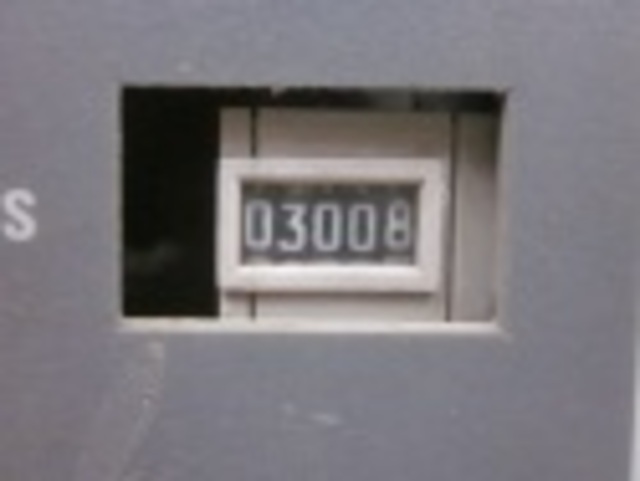 1200 Amps, Eaton, 150VCP-WR500, electrically operated, drawout, 15000 Volts, #VB4123 - Image 2
