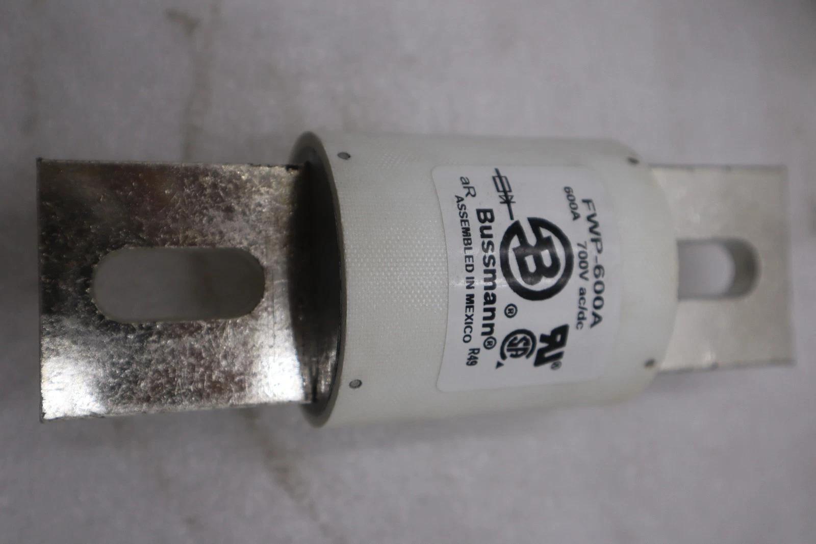New open box bussmann fwp-600a fuse 600a 700v fwp600a stk gf411a - Image 3