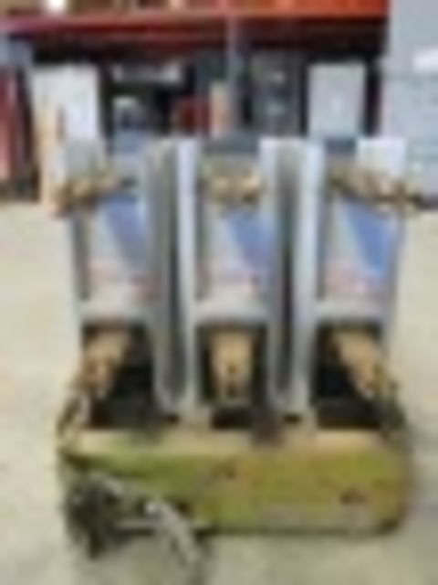 1200 Amps, General Electric, VB1-13.8-500-3, electrically operated, drawout, 15000 Volts, #VB6194 - Image 3