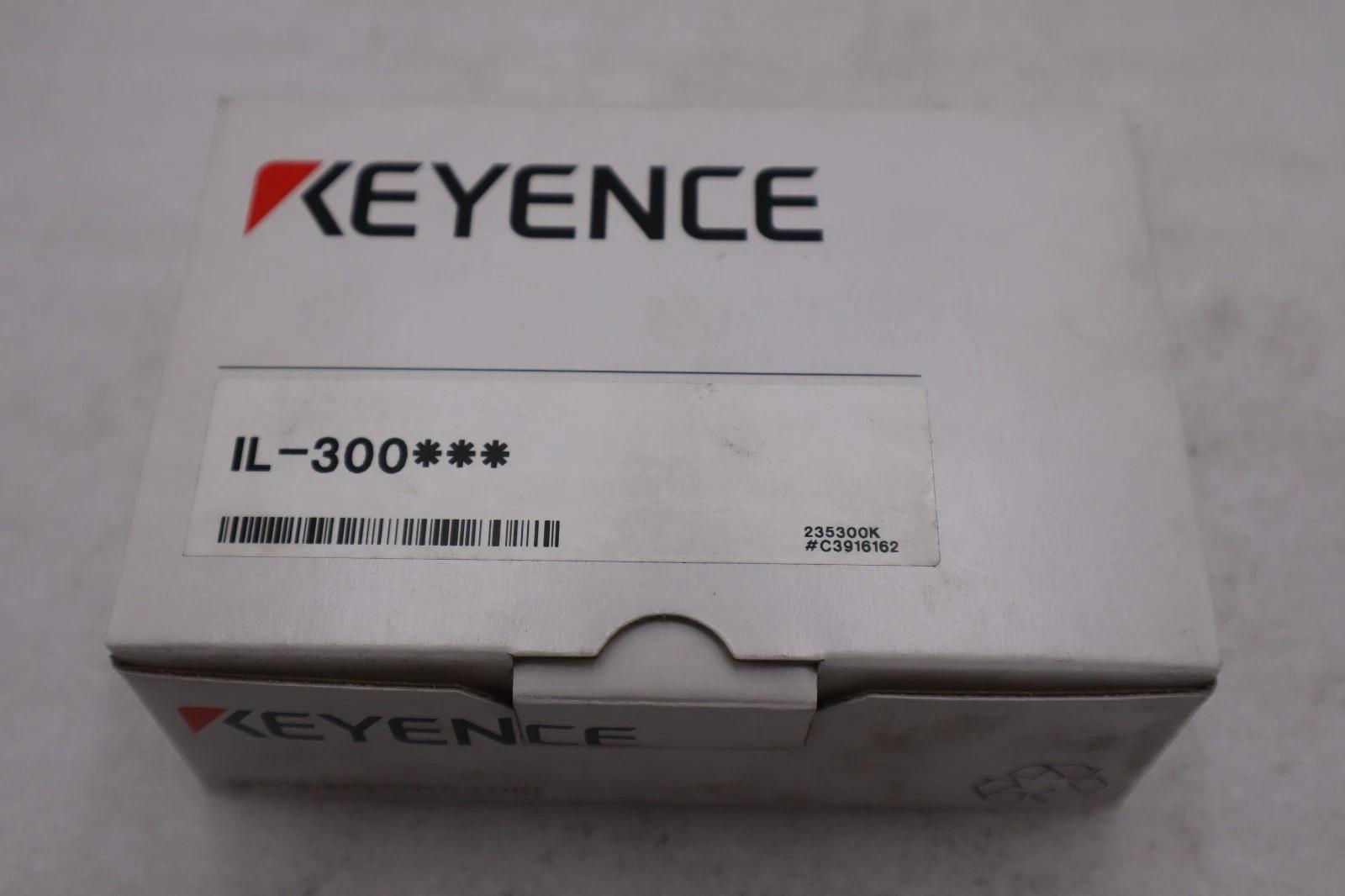 KEYENCE IL-300 New open Box Laser Sensor STK GF405A - Image 1