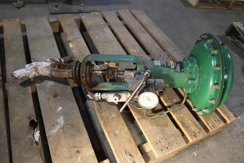 Fisher Control Valve Size 40 With 667 Pneumatic Actuator - Image 3