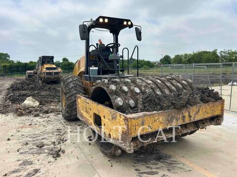 Caterpillar CP56B, Vibratory Single Drum Pad, 10443 hours, S/N: LHC00357, 2013 - Image 2