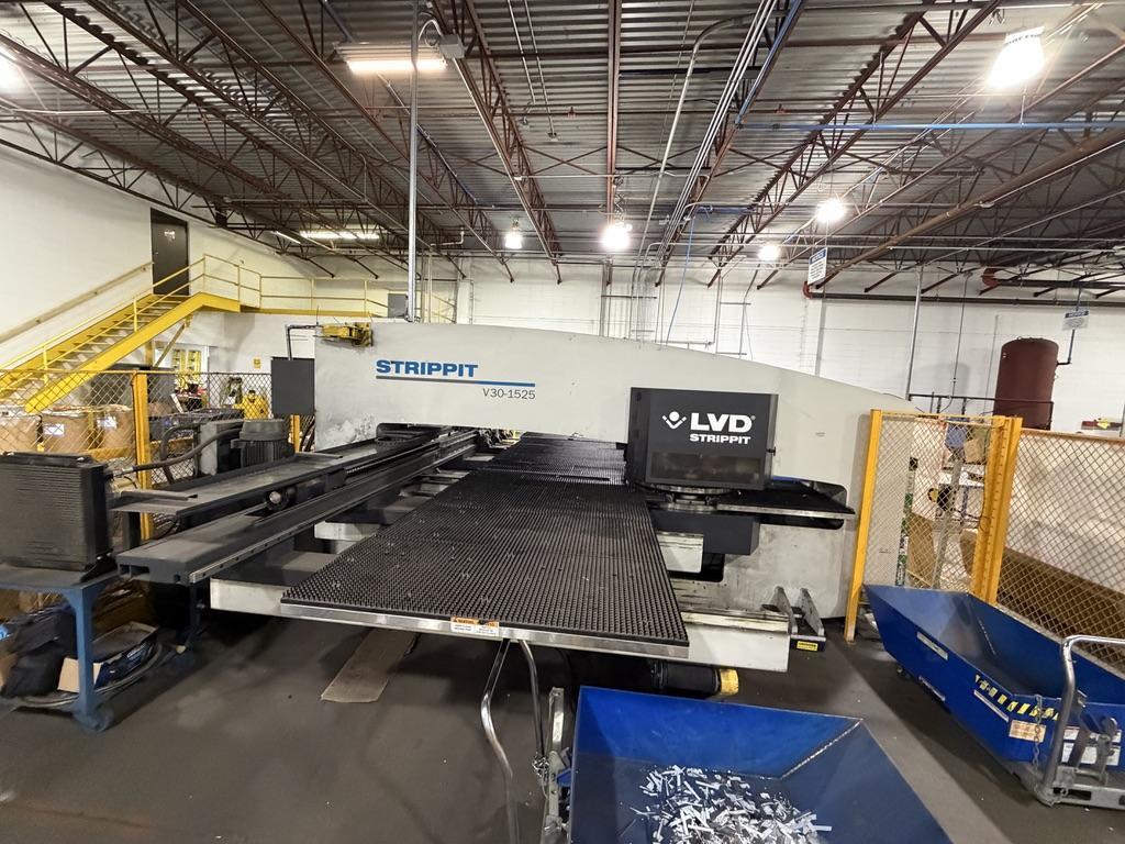 30 Ton, Lvd Strippit #V30-1525, turret punch, 30 ton, 60" x 98.4" capacity, 48 station, 4 automatic index - Image 2