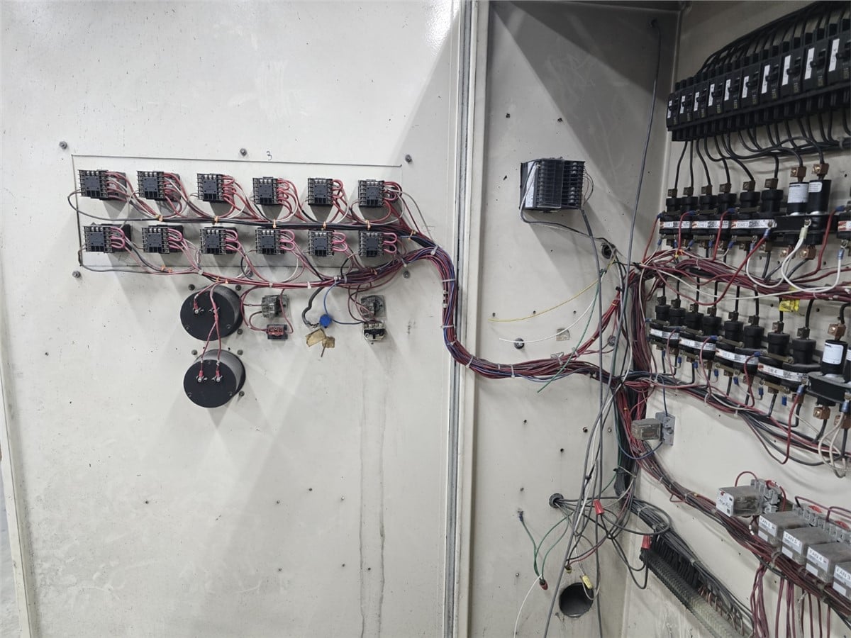 4.5" NRM, single screw extruder, 34:1 L/D, 300 HP DC motor, 6 barrel zones, 6 downstream zones, air cooled - Image 8