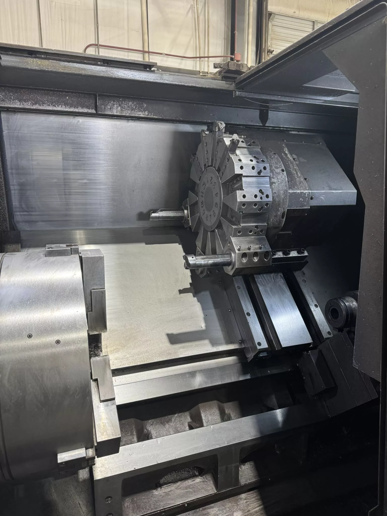 Daewoo Doosan #Puma-5100C, 35.4" swing, 28" chuck, 10" bar, 40" centers, 26.5" diameter, Fanuc CNC, 12 - Image 3