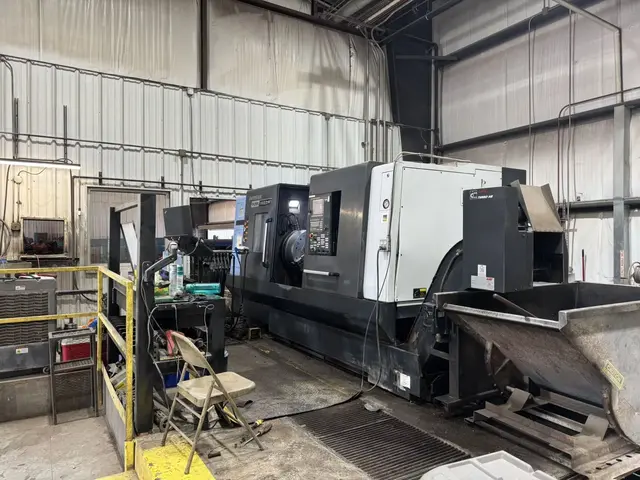 Daewoo Doosan #Puma-5100C, 35.4" swing, 28" chuck, 10" bar, 40" centers, 26.5" diameter, Fanuc CNC, 12 - Image 7