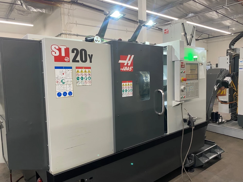Haas #ST-20Y, 8" chuck, 2.5" bar, 22" centers, 11.75" diameter, Haas CNC, 12 station turret, live tooling - Image 4