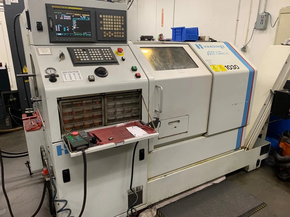 Hardinge #Quest-CHNC-42SP, 17.9" swing, 6" chuck, 1.6" bar, 5.6" diameter, Fanuc 21i-TB, 10 HP, 2011 - Image 2