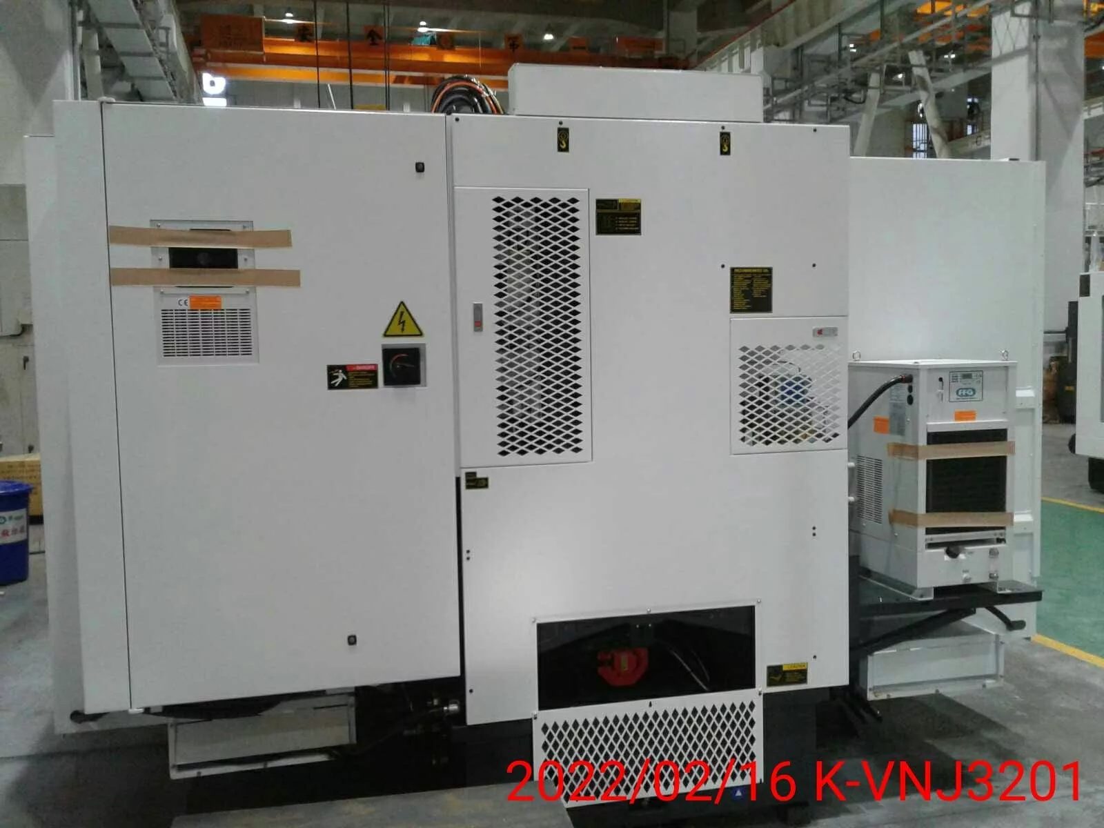 Feeler #VMP-S0A, 51.2" X, 24" Y, 23.6" Z, 10,000 RPM, 30 automatic tool changer, Cat 40, Fanuc OiMF, 2022 - Image 2