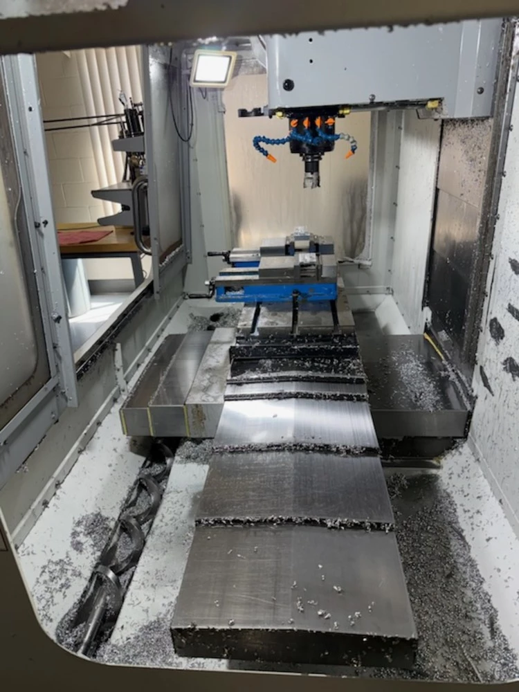 Haas #VF-2D, 30" X, 16" Y, 20" Z, 8,100 RPM, 24 automatic tool changer, Cat 40, Haas CNC, 2008 - Image 2