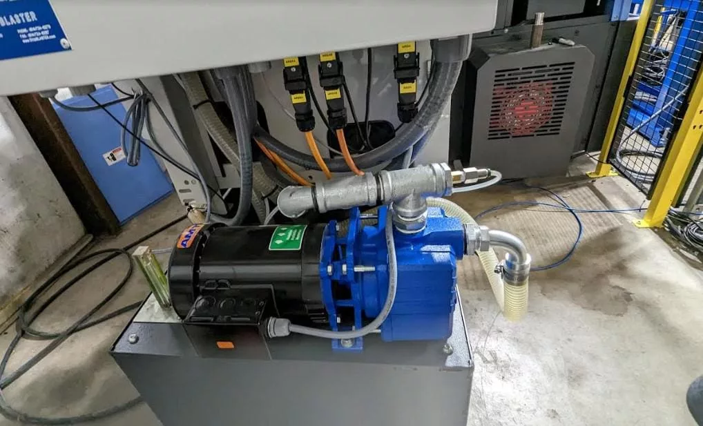 ChipBlaster #V40, High Pressure Coolant System, 1,000 PSI, 2-10 GPM, 34,000 BTU Chiller, 2021 - Image 2