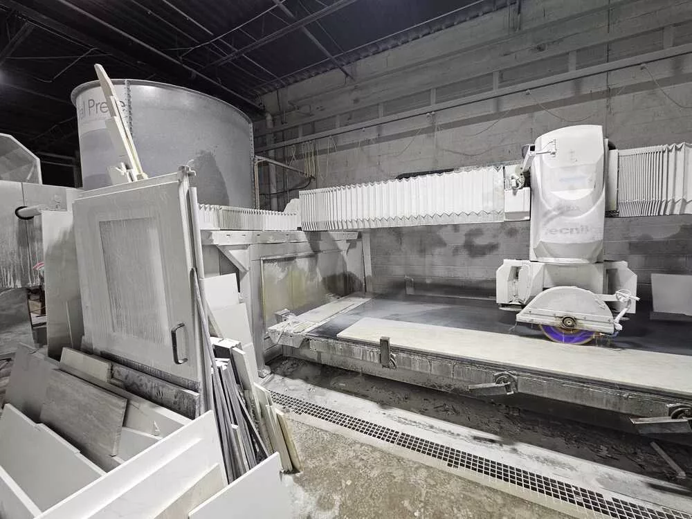 Denver #Tecnika, CNC Work Center, 5-Axis, 98.42" X, 105.71" Y, 17.5 HP, 2018 - Image 3