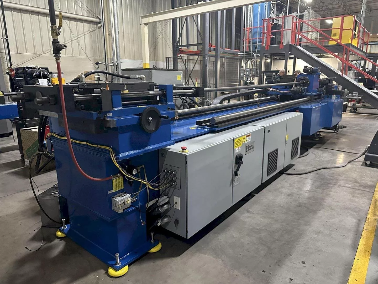 6" Eaton Leonard #VB152HP, CNC Tube Bender, 190 Degree Bend Angle, 2"-25" Centerline Radius, 60 HP, 480 V. - Image 2