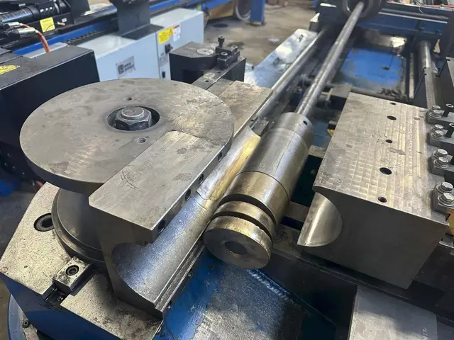 6" Eaton Leonard #VB152HP, CNC Tube Bender, 190 Degree Bend Angle, 2"-25" Centerline Radius, 60 HP, 480 V. - Image 6