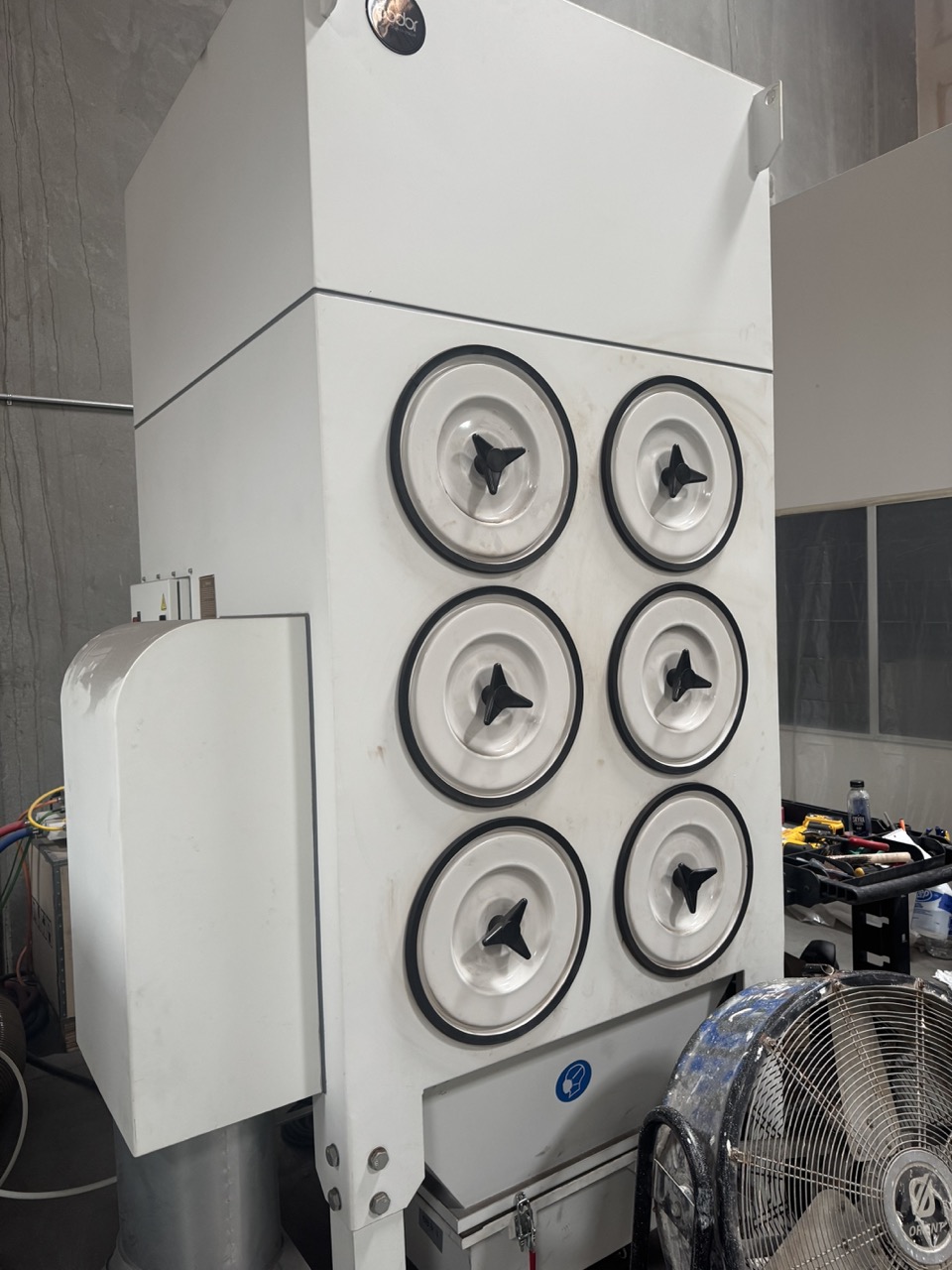 Bodor #I7, Fiber Laser, 5' x10' Bed, Spare Head, Fume Filter, 6,000 Watt, Mango remote, 2023 - Image 5