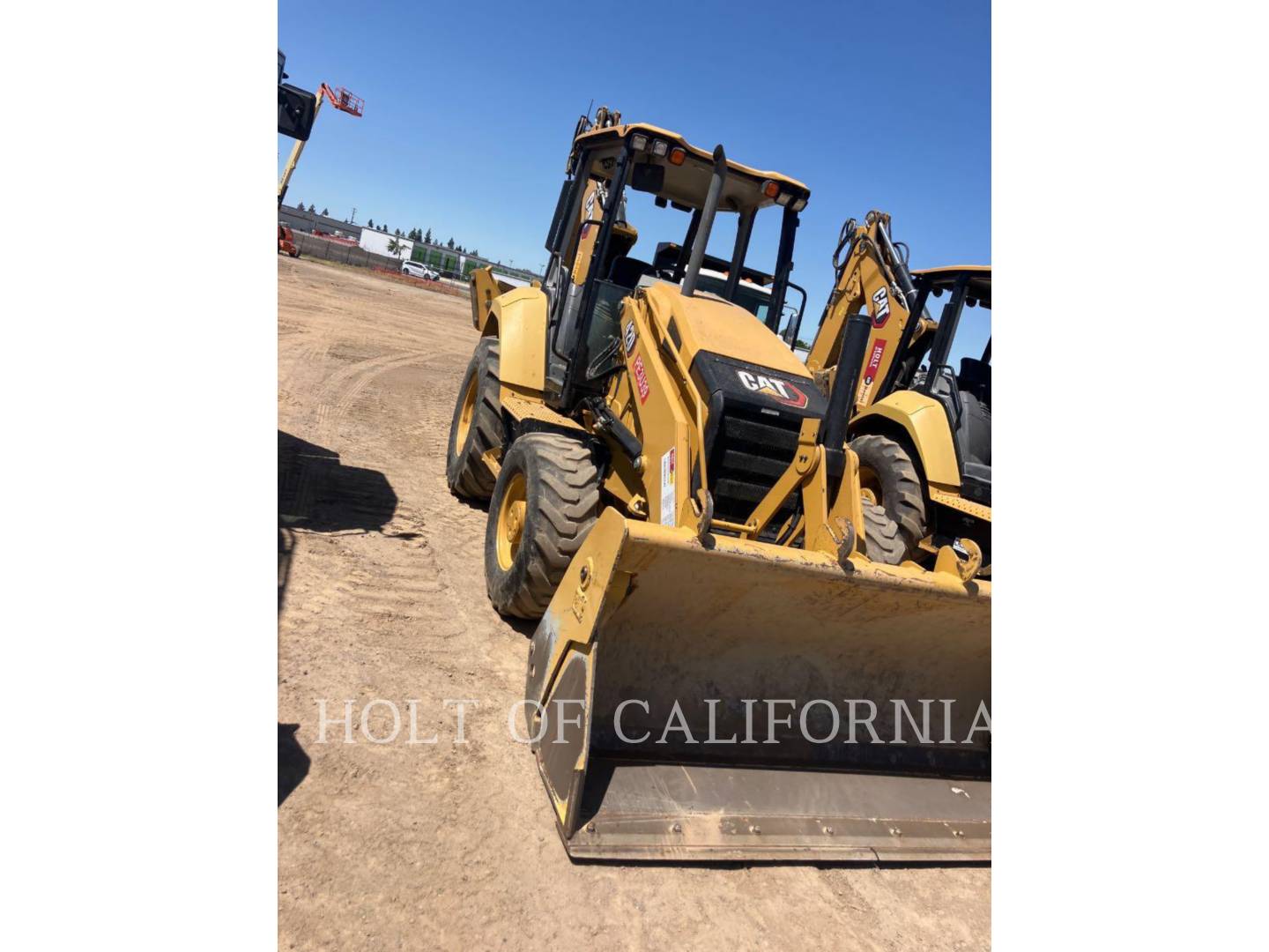 Cat 420, Backhoe Loader, 1454 hours, S/N: H8T02751, 2022 - Image 2