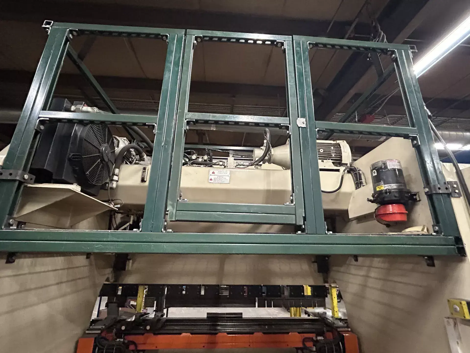 132 Ton, Ermak #CNCAP8X132, CNC hydraulic press brake with 4-Axis CNC back gauge, 8' overall, 82" between - Image 5