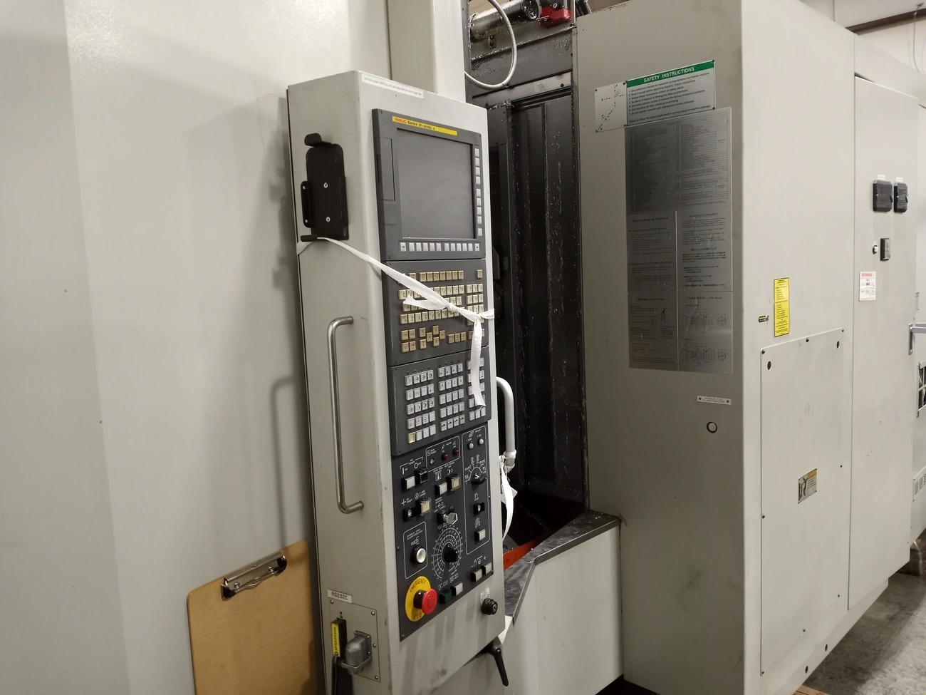 Kiwa #KH-45, horizontal machining center, 15" x 15" pallet, 12,000 RPM, 60 automatic tool changer, Cat 40 - Image 6