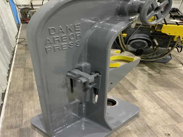 12 Ton, Dake #4, arbor press, 10 throat, 20" work diameter, 5-1/4" arbor diameter, adjustable table height - Image 5