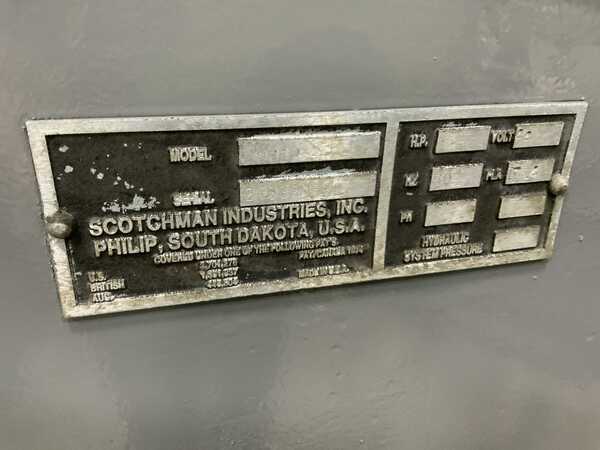 6" x 6" x 1/2" Scotchman #9012, hydraulic ironworker, 90 ton, 7-1/2" throat, 7.5 HP, 37 SPM, 1988 - Image 4