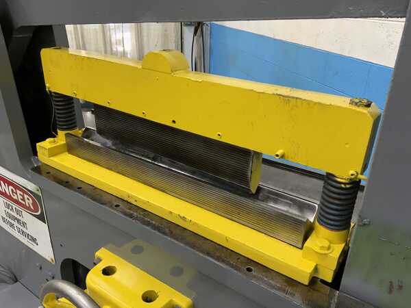 6" x 6" x 1/2" Scotchman #9012, hydraulic ironworker, 90 ton, 7-1/2" throat, 7.5 HP, 37 SPM, 1988 - Image 7