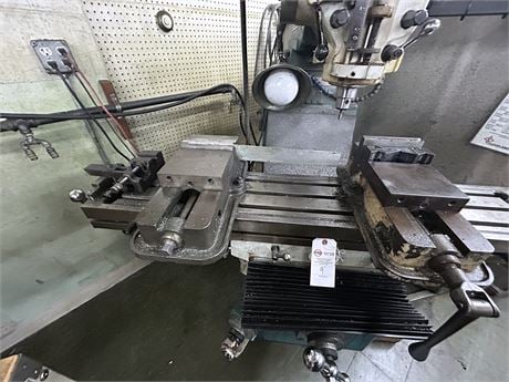 Clausing #2VS08, vertical mill, w/ Accurite digital read out - Image 1