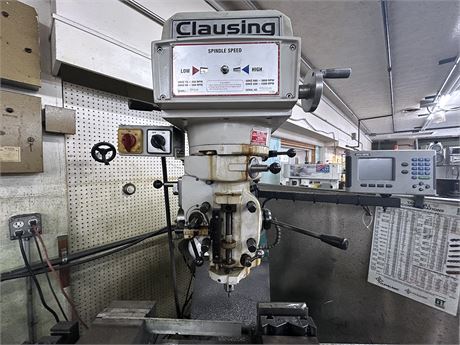 Clausing #2VS08, vertical mill, w/ Accurite digital read out - Image 5