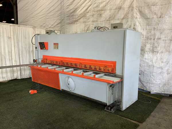 1/2" x 10' Atlantic #HDS10X1/2, hydraulic squaring shear, 18" hydraulic hold downs, 39" back gauge, 30 HP - Image 1