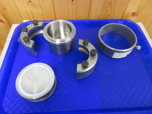 Parr Instrument, Pressure Reactor Body, 3,000 psi, 662°F max. temperature, 2.5" inside diameter, 2" working - Image 2