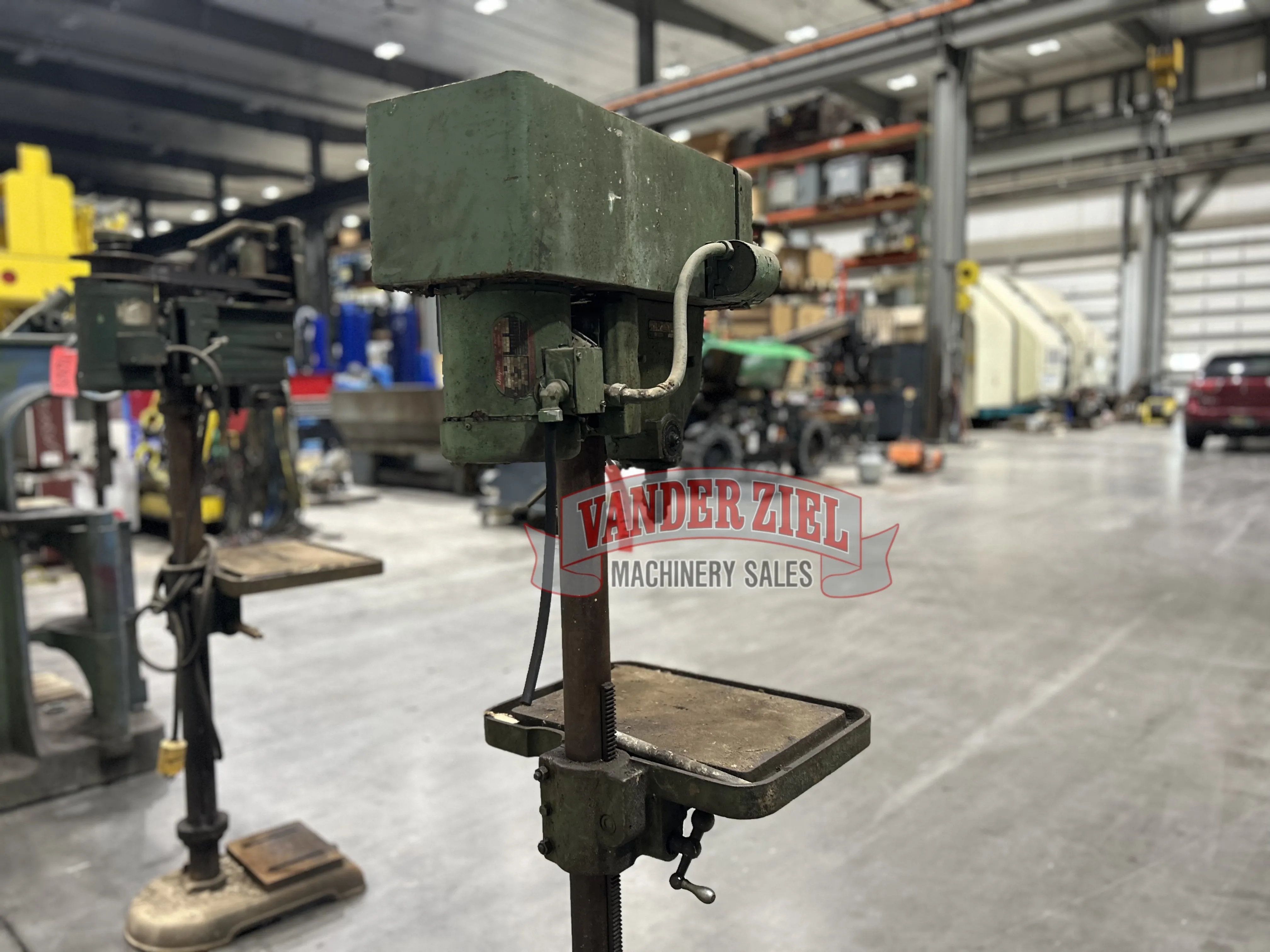 Delta Rockwell #15-655, Floor Drill Press, cast iron head/table/base - Image 5