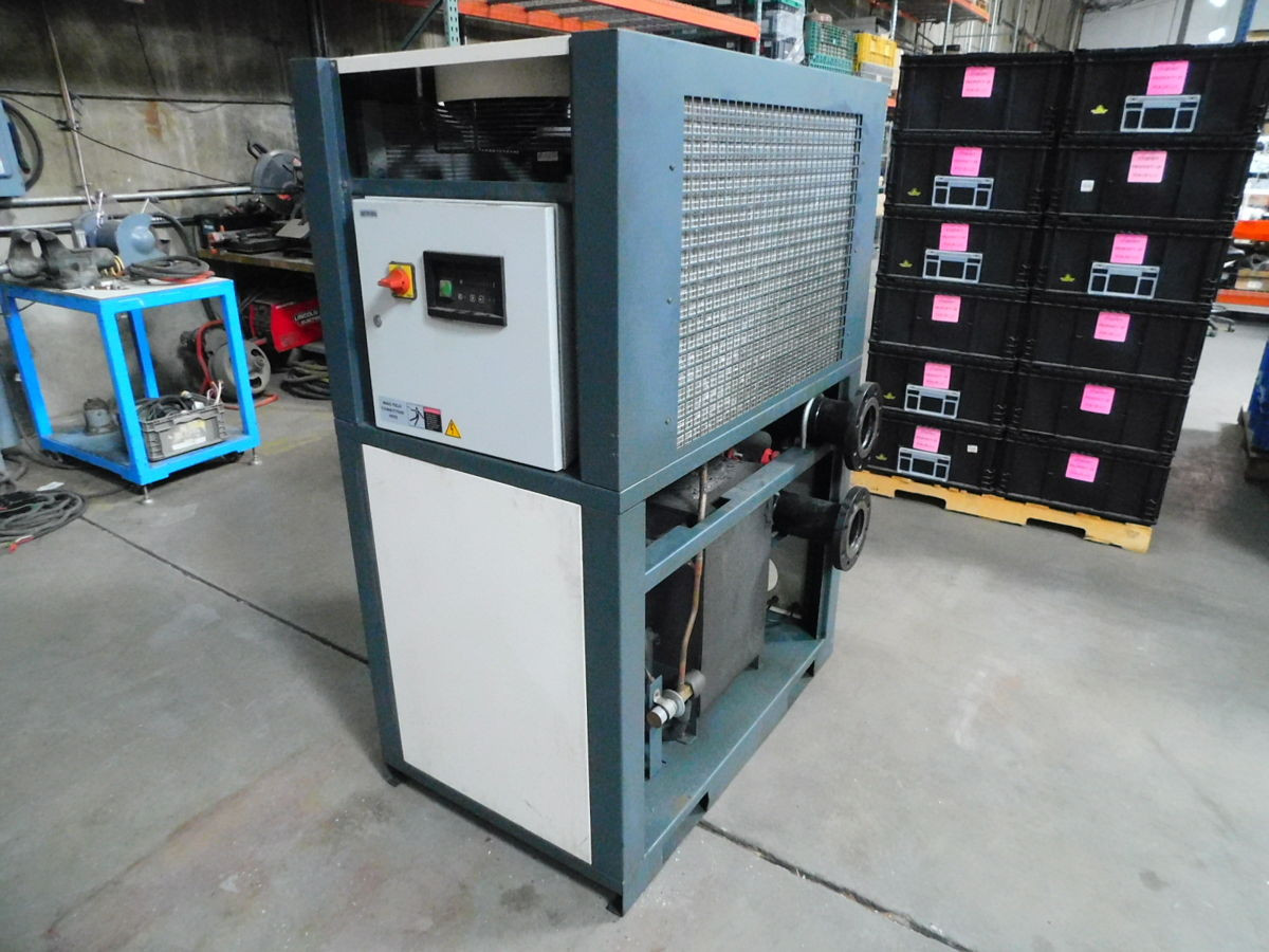 1200 SCFM Gardner Denver #RGD1200A4, Refrigerated Air Dryer, 38 F Dew Point, 480 V., 200 PSI Max - Image 1