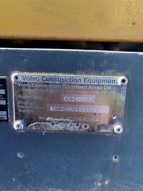 Volvo #EC240BLR, Long Reach Crawler Excavator, 180 HP, 60' Reach, Bucket, 2004 - Image 6
