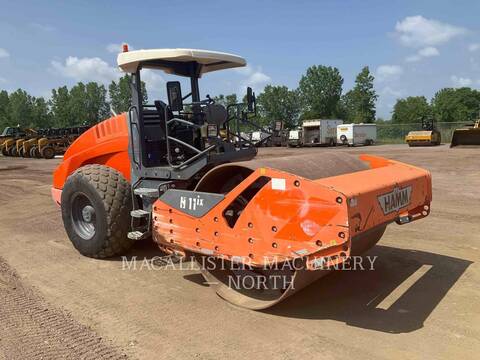 Hamm H11IX, Vibratory Single Drum Smooth, 3018 hours, S/N: H2100295, 2015 - Image 2