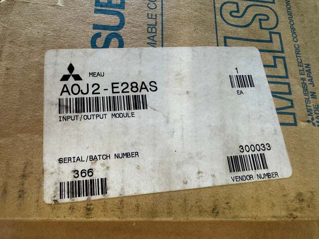 Mitsubishi A0J2-E28AS Input/Output Module 100/240V AC Open Box Unused - Image 2