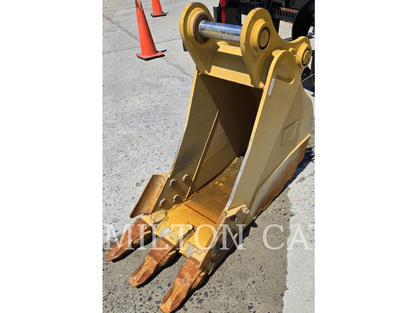 Caterpillar 317 24" SD BUCKET, Bucket, S/N: NHM03070, 2023 - Image 1