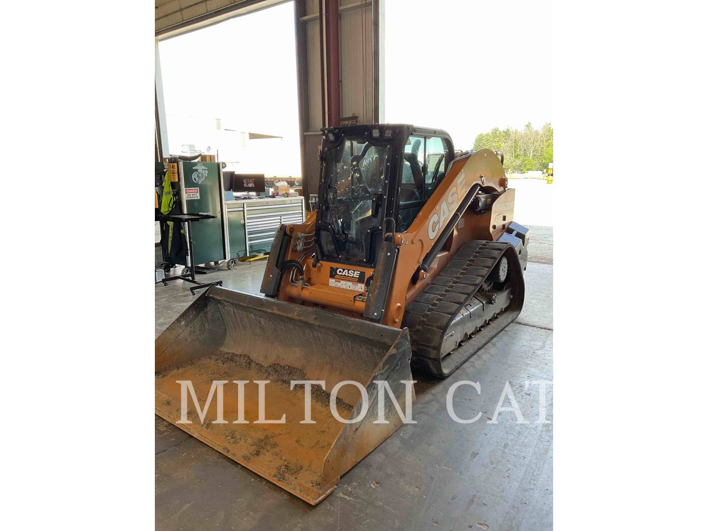 Case TV620B, Skid Steer Loader, 657 hours, S/N: NRM440583, 2024 - Image 1