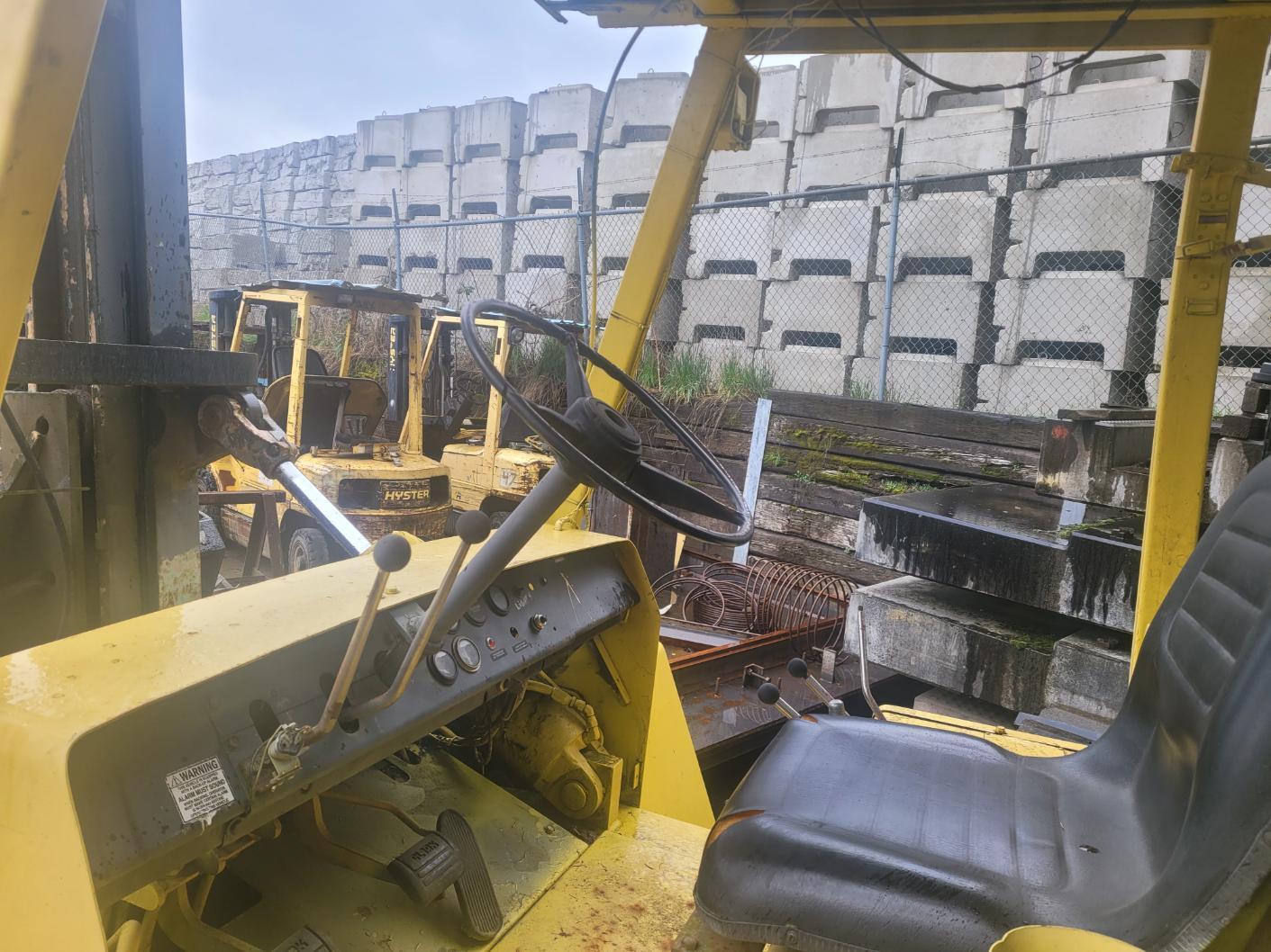 25000 lb. Clark #C500-YS-250D, hvy-duty ind forklift, 148" lift height, Detroit Diesel Series 40 engine, side - Image 5