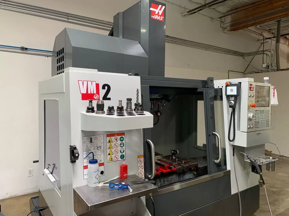 Haas #VM-2, 4-Axis Vertical Machining Center, 30" X, 20" Y, 20" Z, 18" x 36" table, 30 HP, 12,000 RPM, 24 - Image 3