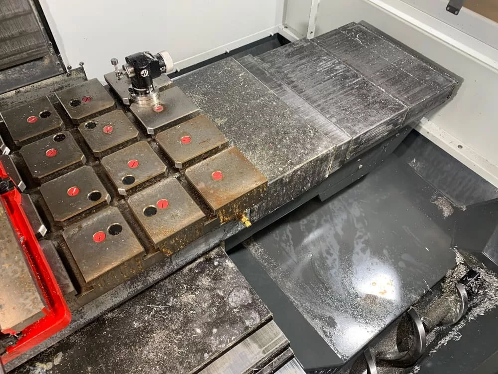 Haas #VM-2, 4-Axis Vertical Machining Center, 30" X, 20" Y, 20" Z, 18" x 36" table, 30 HP, 12,000 RPM, 24 - Image 7