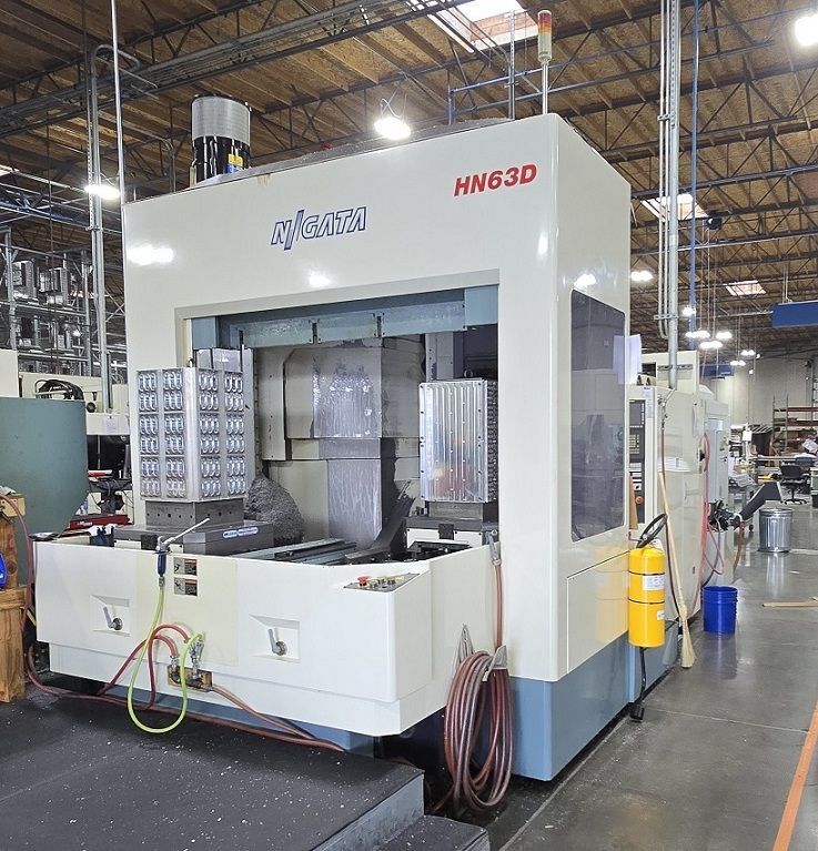Niigata #HN63D, CNC horizontal machining center, 90 automatic tool changer, 39.4" X, 34.2" Y, 30.7" Z, 6000 - Image 1