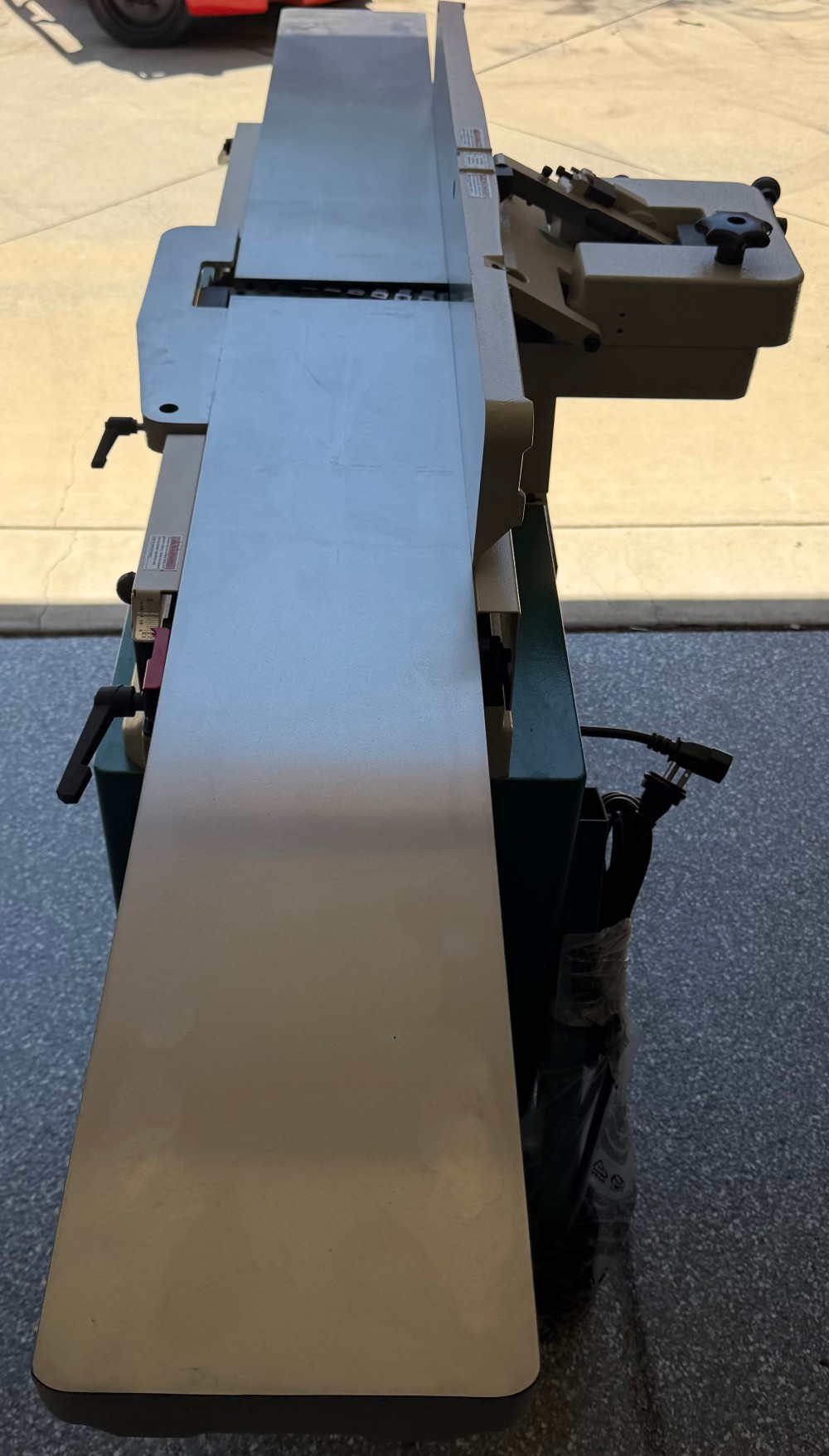 8" Grizzly #G0858, 8" Parallelogram Jointer, helical cutterhead, precision tables, 2025, Open Box - Image 3