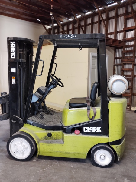 4000 lb. Clark #CGC20, Forklift, LP, 3 stage mast, cushion tire, 1998 - Image 1